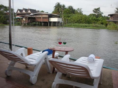 Reunrimnam Resort & Hotel Bang Kruai Cameră foto